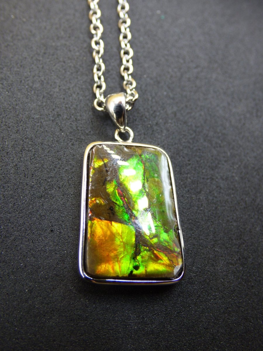 Ammolite Edelstein Kette 925 Sterling Silber ~ Opalisierend ~HIPPIE~GOA~Boho~Ethno~Nature~Heilstein~Fossil~Selten~Sammler~Magic~Grün~Flash - Art of Nature Berlin