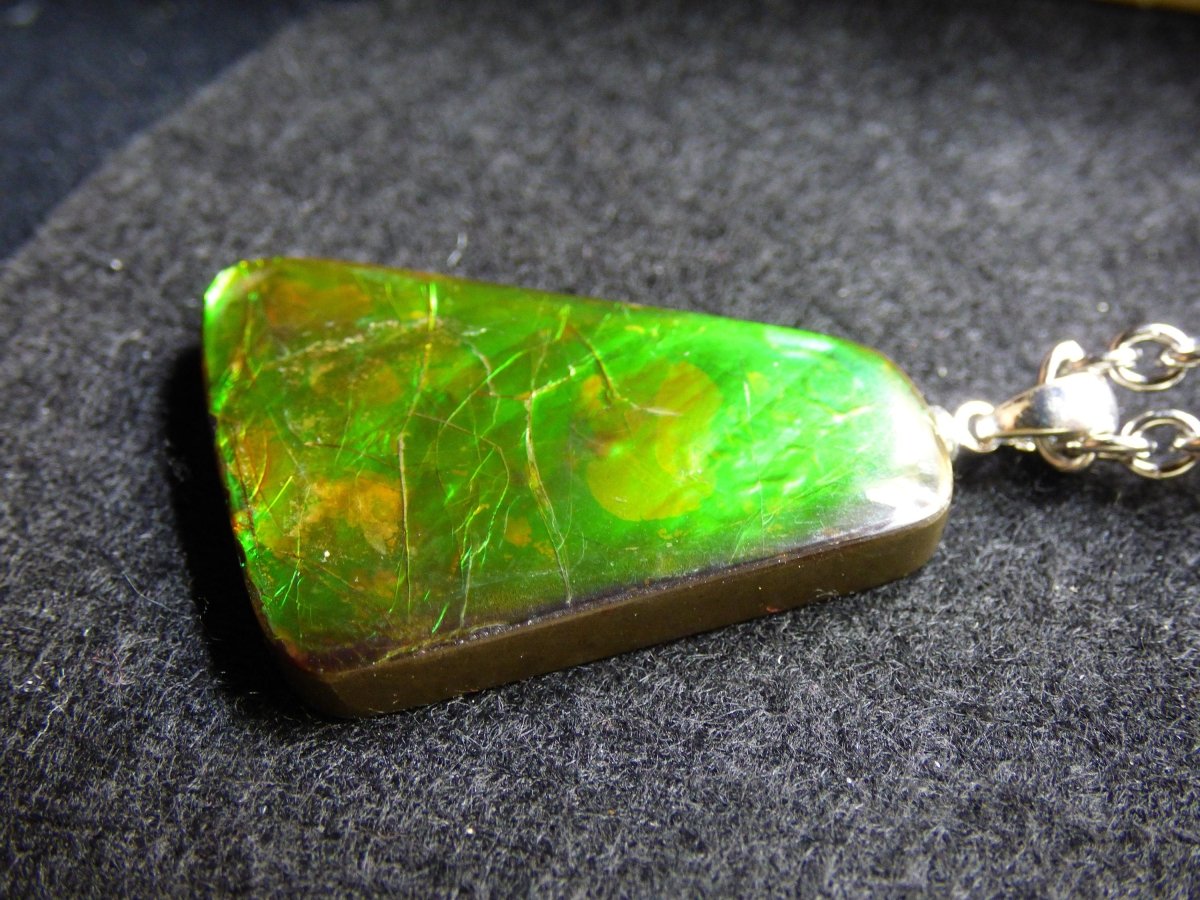 Ammolite Edelstein Kette 925 Sterling Silber ~ Opalisierend ~HIPPIE~GOA~Boho~Ethno~Nature~Heilstein~Fossil~Selten~Sammler~Magic~Grün~Flash - Art of Nature Berlin