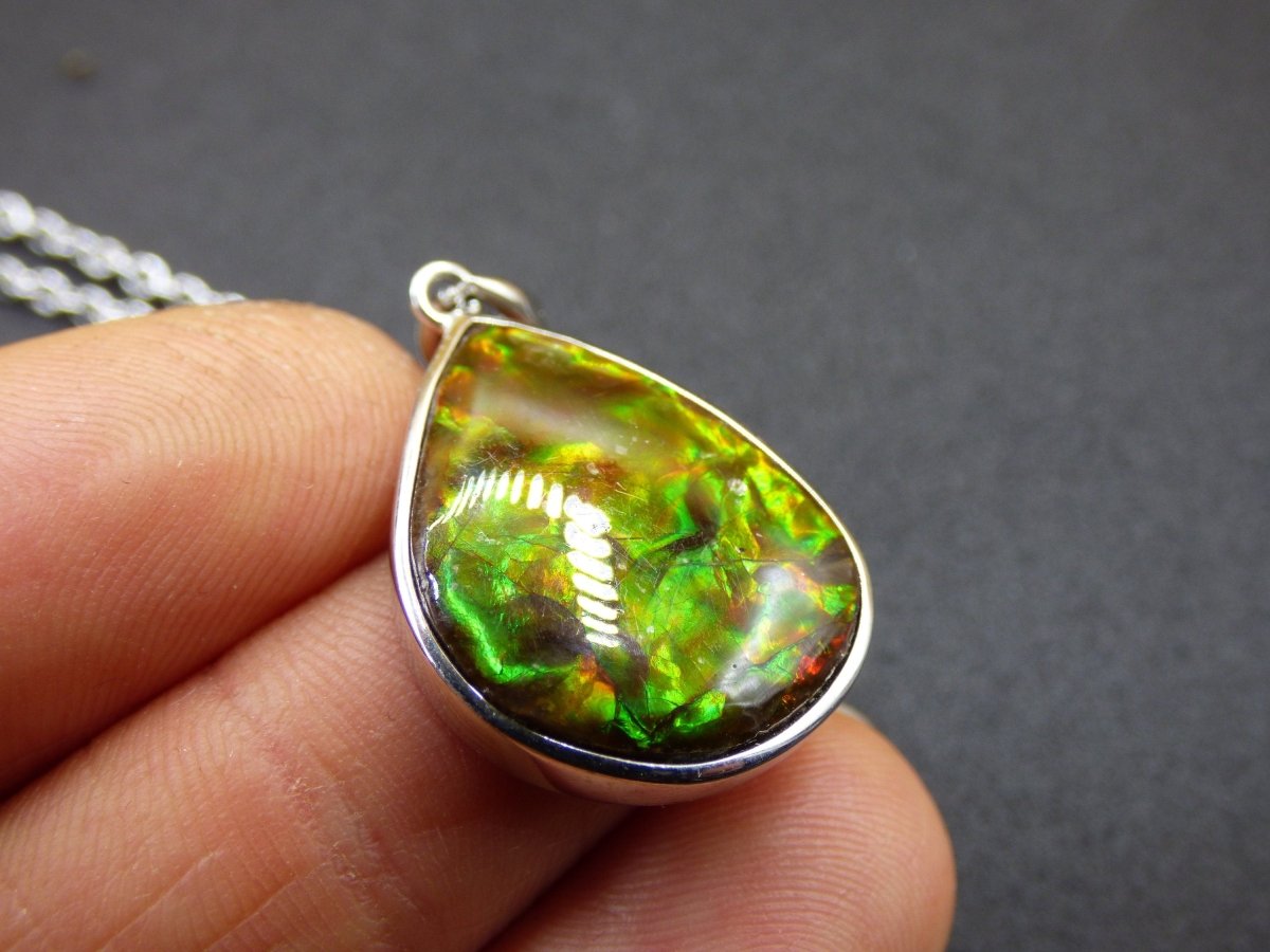 Ammolite Edelstein Kette 925 Sterling Silber ~ Opalisierend ~HIPPIE~GOA~Boho~Ethno~Nature~Heilstein~Fossil~Selten~Sammler~Magic~Grün~Flash - Art of Nature Berlin