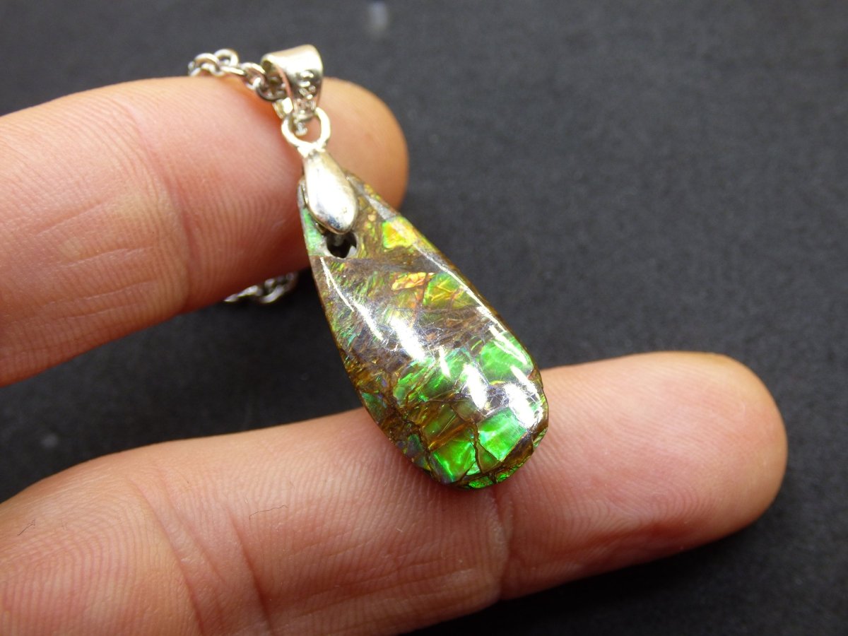 Ammolite Edelstein Kette ~ Opalisierend ~HIPPIE~GOA~Boho~Ethno~Nature~Heilstein~Fossil~Selten~Sammler~Magic~Grün~Flash - Art of Nature Berlin