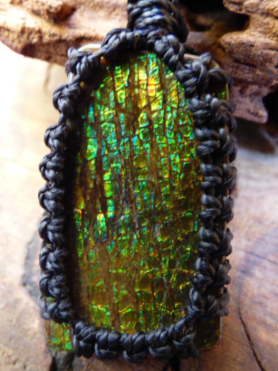 Ammolite ~ Makramee Edelstein Kette ~HIPPIE ~GOA ~Boho ~Ethno ~Nature ~Heilstein ~Flash ~Schimmernd~Groß - Art of Nature Berlin