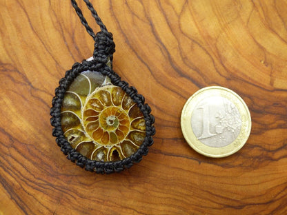 Ammonite Fossil ~ Makramee Edelstein Kette ~HIPPIE ~GOA ~Boho ~Ethno ~Nature ~Heilstein - Art of Nature Berlin