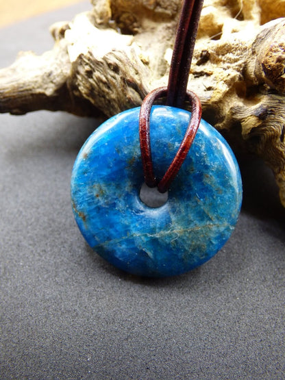 Apatit AAA ~ Donut 30mm ~ Edelstein Kette ~HIPPIE ~GOA ~Boho ~Tibet ~Ethno ~Nature ~Donut ~Schutzsymbol ~Heilstein~Rarität Selten - Art of Nature Berlin