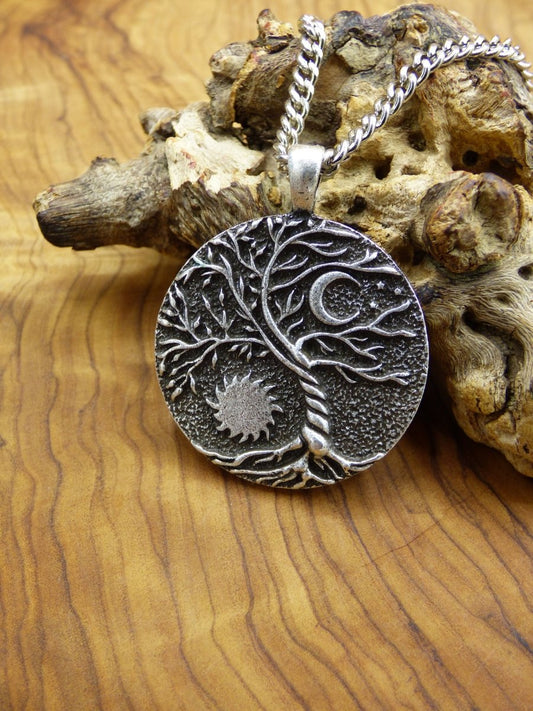 Baum Mond Sonne ~ Amulet Kette Antik Silber Tibet HIPPIE GOA Boho Tibet Ethno Nature Esoterik Ethnic Lebensbaum Wurzeln Root Yin Yang Nacht - Art of Nature Berlin