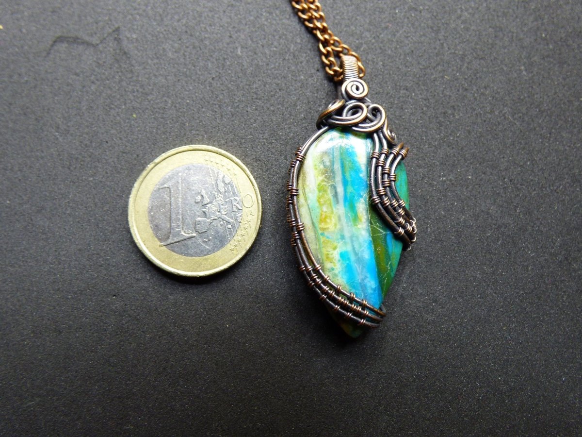 Blauer Opal *~ Wire ~* ~ blaue Edelstein Kette mit Kupferdraht ~HIPPIE ~GOA ~Boho ~Ethno ~Nature ~Heilstein ~Energy ~Chakra ~Spirale - Art of Nature Berlin