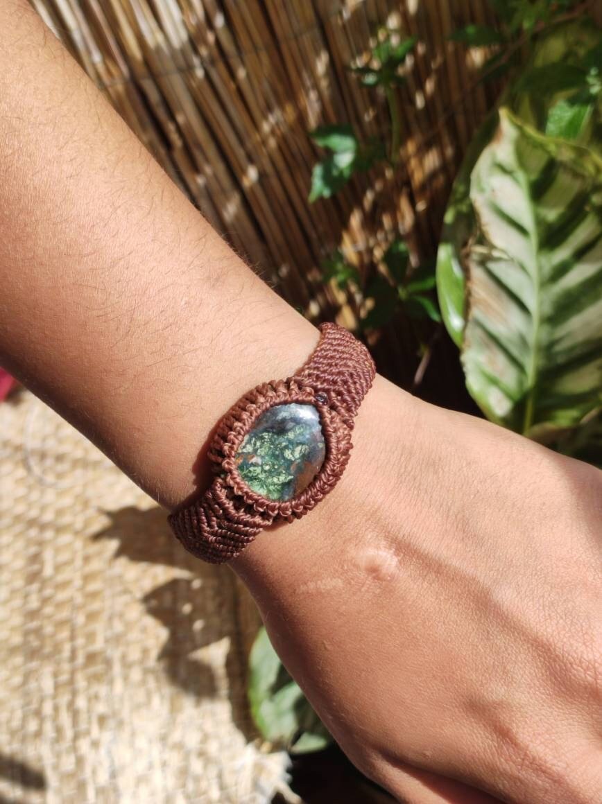 Boulder Chrysoprase ~ Edelstein Makramee Armband ~ GOA ~ Hippie ~Boho ~Ethno ~Indie ~Nature ~Heilstein - Art of Nature Berlin