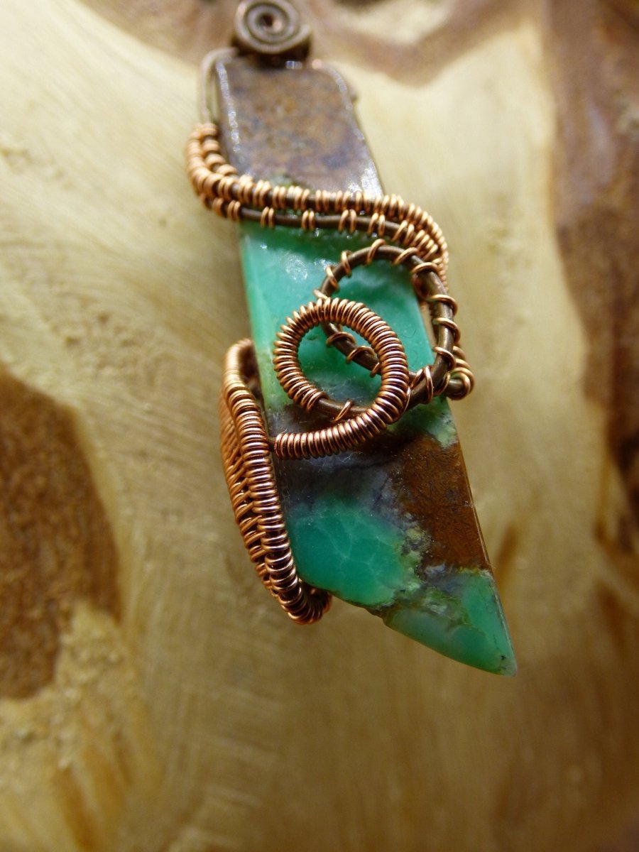 Boulder Chrysoprase *~ Wire ~* grüne Edelstein Kette mit Kupferdraht ~HIPPIE ~GOA ~Boho ~Ethno ~Nature ~Heilstein ~Energy ~Chakra ~Spirale - Art of Nature Berlin