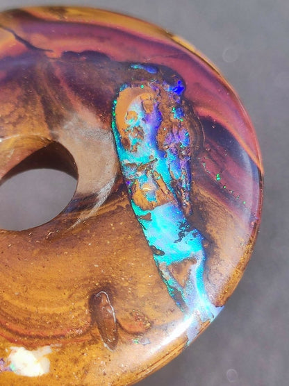 Boulder Opal AAA *Rarität* Sammlerstück Donut Kette Queenland Australien Goa Hippie Boho Schmuck Natürlich Schutzsymbol Heilstein Anhänger - Art of Nature Berlin