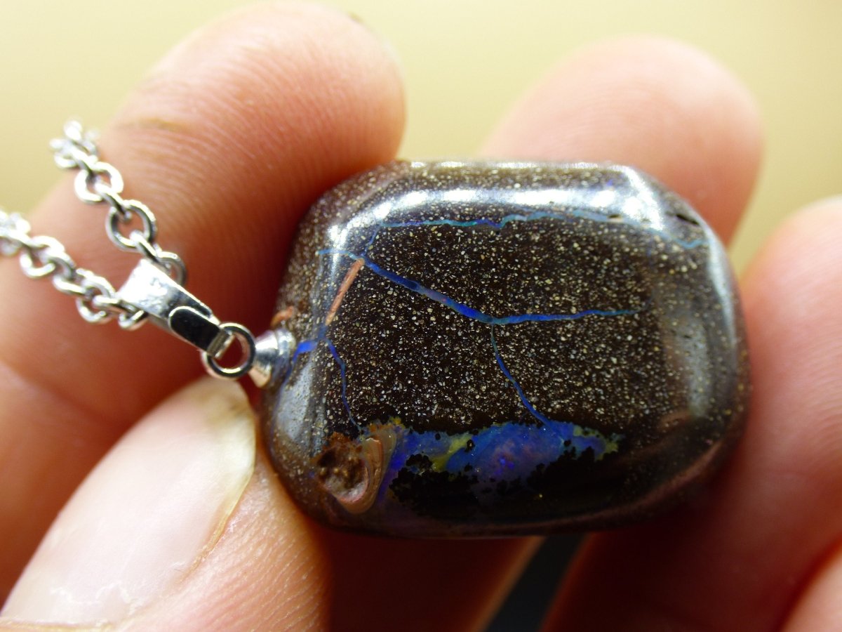 Boulder Opal inkl. 925 Silberöse ~ Edelstein Kette ~HIPPIE ~GOA ~Boho ~Ethno ~Nature ~Heilstein ~Rarität ~Selten ~Flash - Art of Nature Berlin