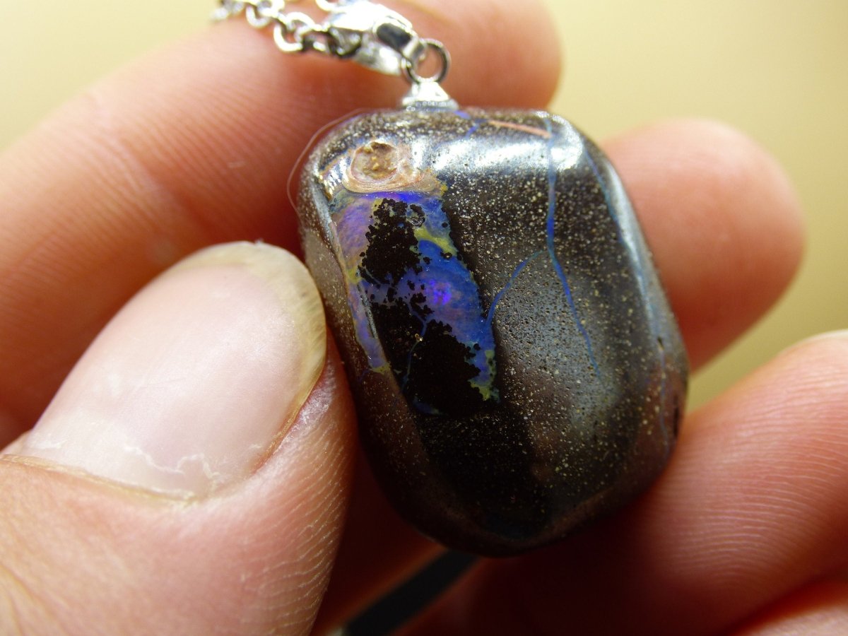 Boulder Opal inkl. 925 Silberöse ~ Edelstein Kette ~HIPPIE ~GOA ~Boho ~Ethno ~Nature ~Heilstein ~Rarität ~Selten ~Flash - Art of Nature Berlin