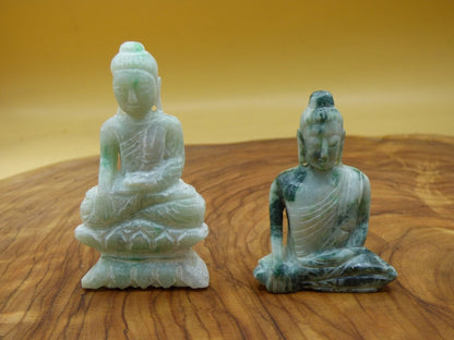 Buddha ~ Jade (Burma) Mönch Meditation Figur ~ Magisch Edelstein & Deko Crystal Meditation HIPPIE GOA Boho Ethno Heilstein - Art of Nature Berlin