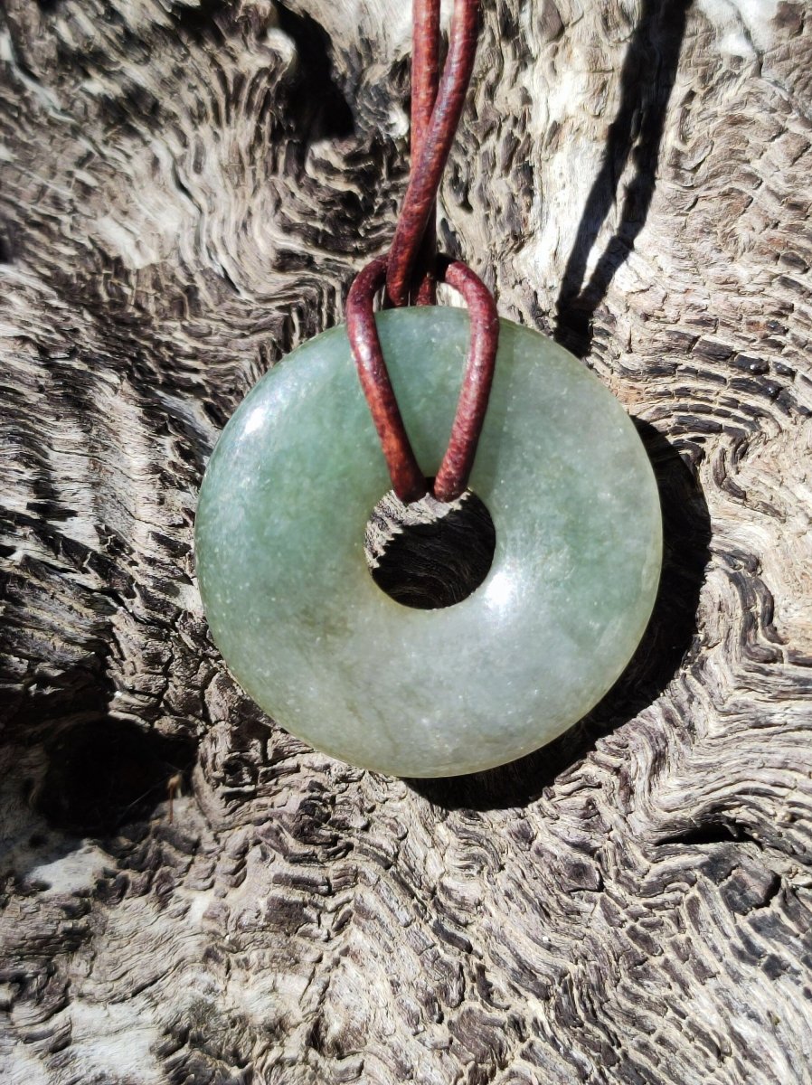 Burma Jade Donut *Rarität* ~ Edelstein Kette ~HIPPIE ~GOA ~Boho ~Tibet ~Ethno ~Nature ~Donut ~Schutzsymbol ~Heilstein - Art of Nature Berlin