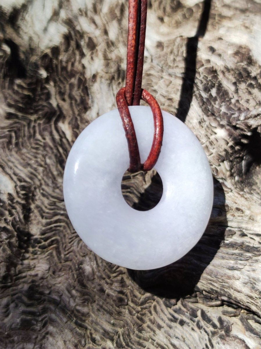 Burma Jade Donut *Rarität* ~ Edelstein Kette ~HIPPIE ~GOA ~Boho ~Tibet ~Ethno ~Nature ~Donut ~Schutzsymbol ~Heilstein - Art of Nature Berlin