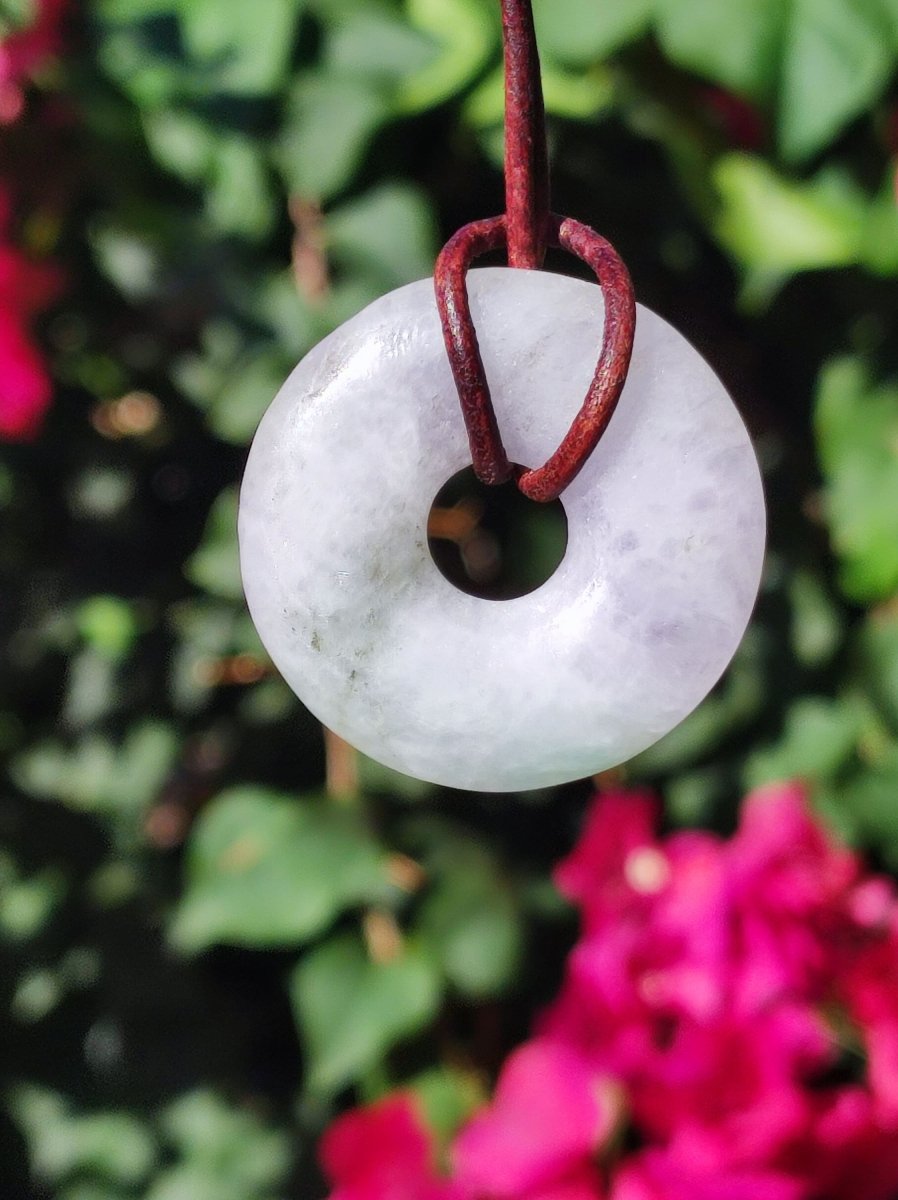 Burma Jade Donut *Rarität* ~ Edelstein Kette ~HIPPIE ~GOA ~Boho ~Tibet ~Ethno ~Nature ~Donut ~Schutzsymbol ~Heilstein - Art of Nature Berlin