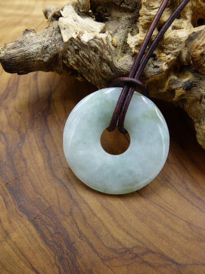 Burma Jade Donut *Rarität* ~ Edelstein Kette ~HIPPIE ~GOA ~Boho ~Tibet ~Ethno ~Nature ~Donut ~Schutzsymbol ~Heilstein - Art of Nature Berlin