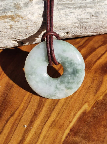 Burma Jade Donut *Rarität* ~ Edelstein Kette ~HIPPIE ~GOA ~Boho ~Tibet ~Ethno ~Nature ~Donut ~Schutzsymbol ~Heilstein - Art of Nature Berlin