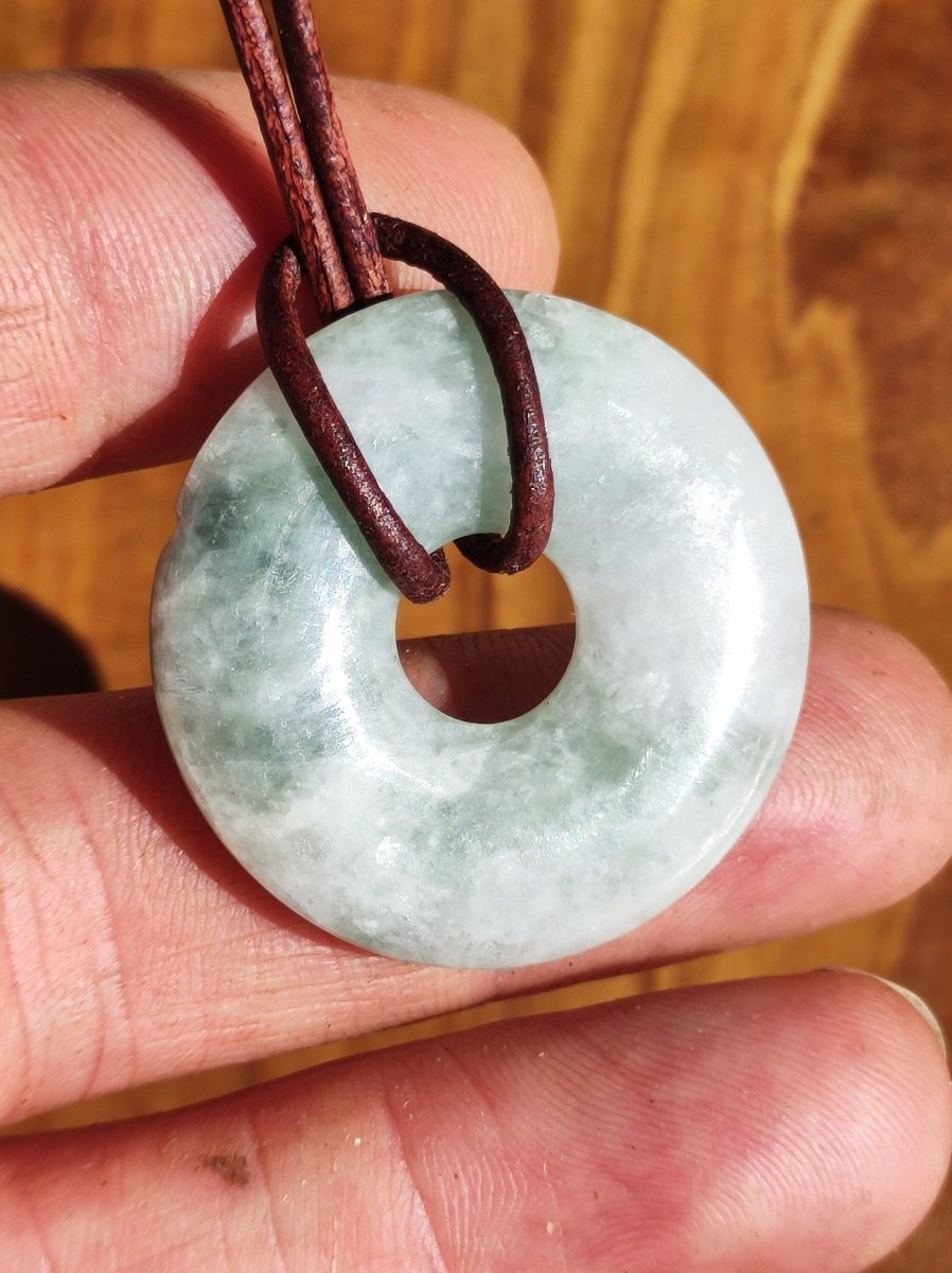 Burma Jade Donut *Rarität* ~ Edelstein Kette ~HIPPIE ~GOA ~Boho ~Tibet ~Ethno ~Nature ~Donut ~Schutzsymbol ~Heilstein - Art of Nature Berlin