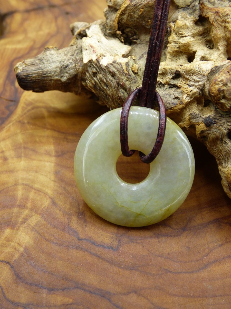 Burma Jade *Rarität* ~ Edelstein Kette HIPPIE Boho Ethno Natur Heilstein Rarität Kristalle Schmuck Anhänger Natur Kraft Stein Geschenk grün - Art of Nature Berlin