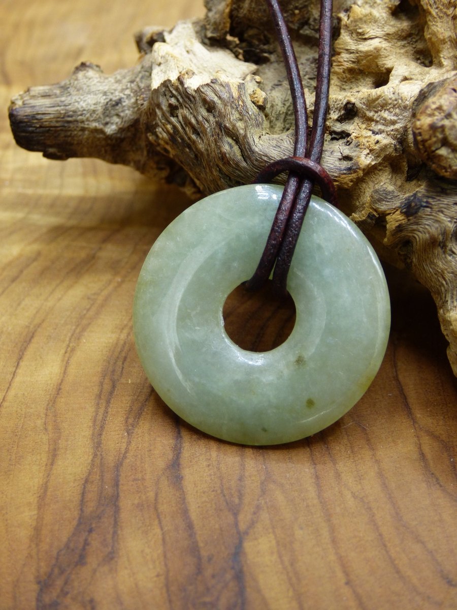 Burma Jade *Rarität* ~ Edelstein Kette HIPPIE Boho Ethno Natur Heilstein Rarität Kristalle Schmuck Anhänger Natur Kraft Stein Geschenk grün - Art of Nature Berlin