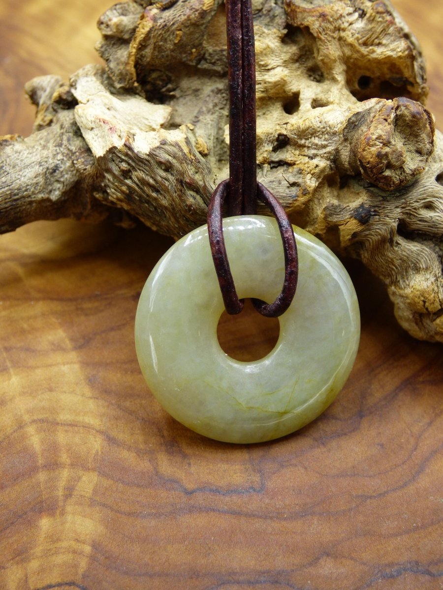 Burma Jade *Rarität* ~ Edelstein Kette HIPPIE Boho Ethno Natur Heilstein Rarität Kristalle Schmuck Anhänger Natur Kraft Stein Geschenk grün - Art of Nature Berlin