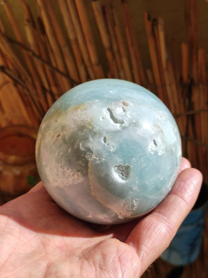 Caribbean Calcite (Blauer Calcit-Aragonit) Kristall Kugel Sphere Ball Magische Edelstein Deko Crystal HIPPIE GOA Ethno Heilstein Naturschatz - Art of Nature Berlin