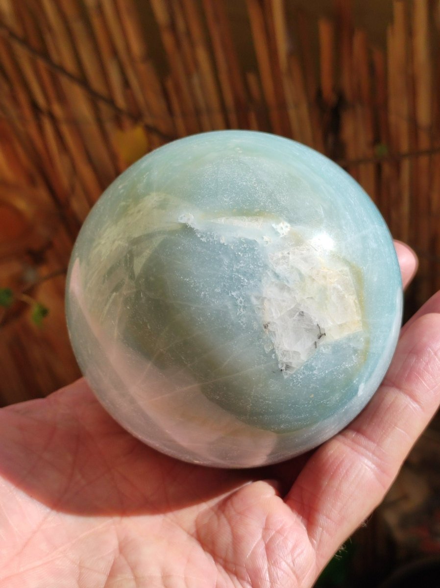 Caribbean Calcite (Blauer Calcit-Aragonit) Kristall Kugel Sphere Ball Magische Edelstein Deko Crystal HIPPIE GOA Ethno Heilstein Naturschatz - Art of Nature Berlin