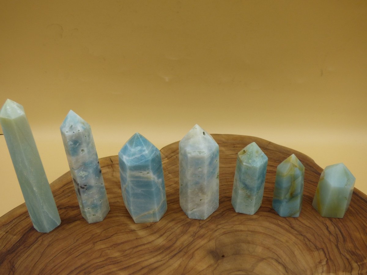 Caribbean Calcite (Blauer Calcit-Aragonit) ~ Kristall Point Spitze Obelisk Magische Edelstein Deko ~Massagestab Crystal HIPPIE GOA Heilstein - Art of Nature Berlin