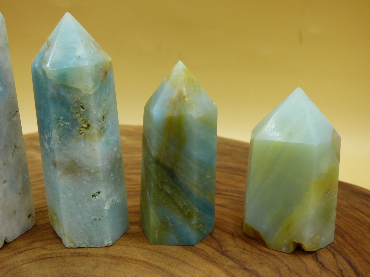 Caribbean Calcite (Blauer Calcit-Aragonit) ~ Kristall Point Spitze Obelisk Magische Edelstein Deko ~Massagestab Crystal HIPPIE GOA Heilstein - Art of Nature Berlin