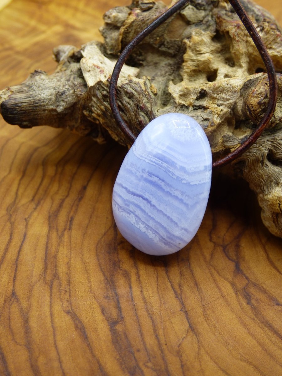 Chalcedon Blau / Blue Laze ~ Edelstein Kette ~HIPPIE ~GOA ~Boho ~Tibet ~Ethno ~Nature ~Heilstein - Art of Nature Berlin