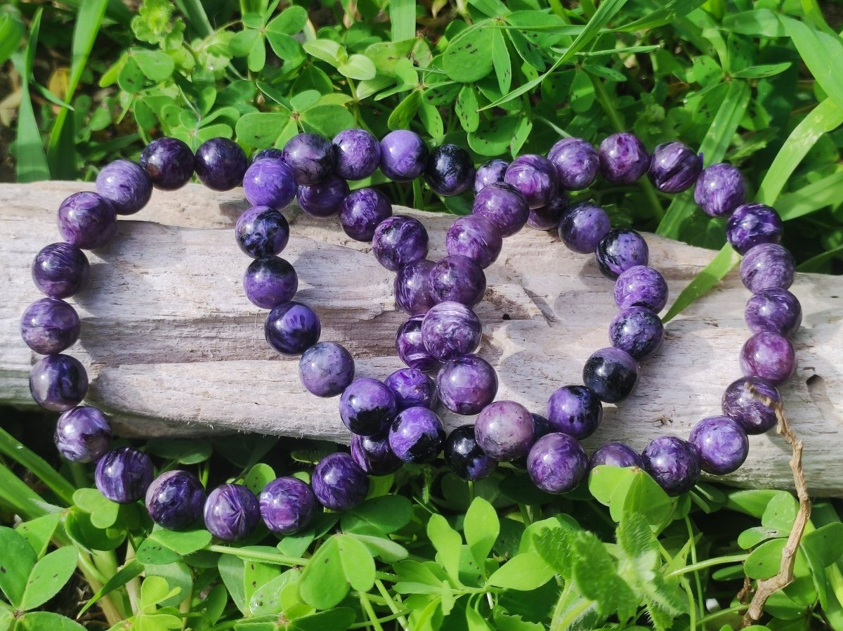 Charoit AAA Edelstein Perlen Stretch Armband Natur lila violett Heilstein Kristall Rarität Selten Geschenk Mann Frau Schwester Mutter Sie Er - Art of Nature Berlin