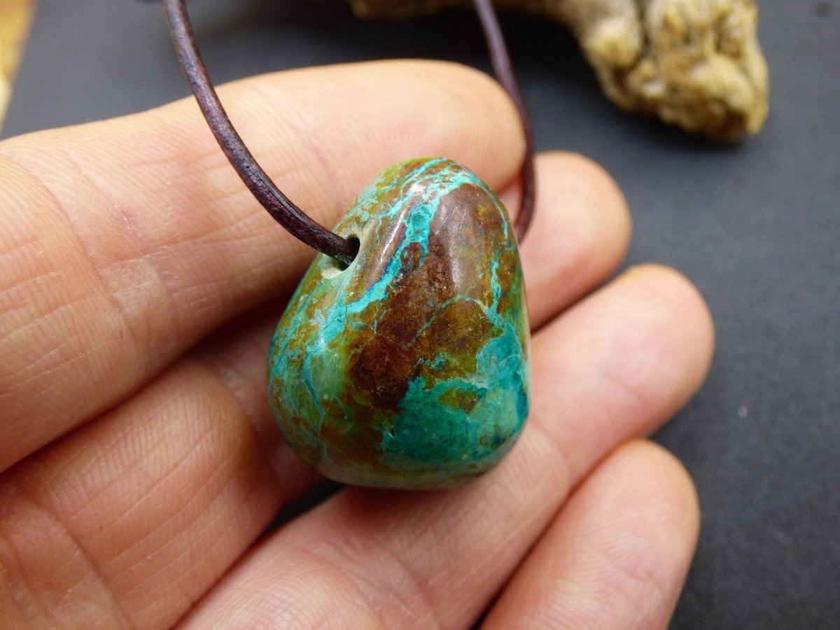 Chrysocoll Chrysokoll Chrysocolla Edelstein Kette blau Natur HIPPIE GOA Boho Ethno Heilstein Kristalle Schmuck Anhänger Mann Frau Geschenk - Art of Nature Berlin