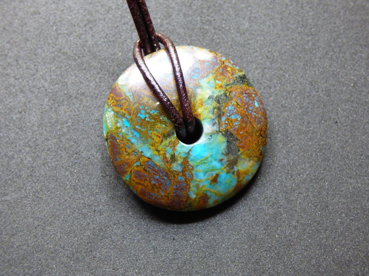 Chrysocoll Chrysokolla Schutzdonut 30mm~ Edelstein Kette ~HIPPIE ~GOA ~Boho ~Tibet ~Ethno ~Nature ~Donut ~Schutzsymbol ~Heilstein ~Rarität - Art of Nature Berlin