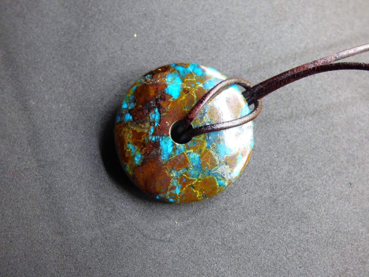 Chrysocoll Chrysokolla Schutzdonut 30mm~ Edelstein Kette ~HIPPIE ~GOA ~Boho ~Tibet ~Ethno ~Nature ~Donut ~Schutzsymbol ~Heilstein ~Rarität - Art of Nature Berlin