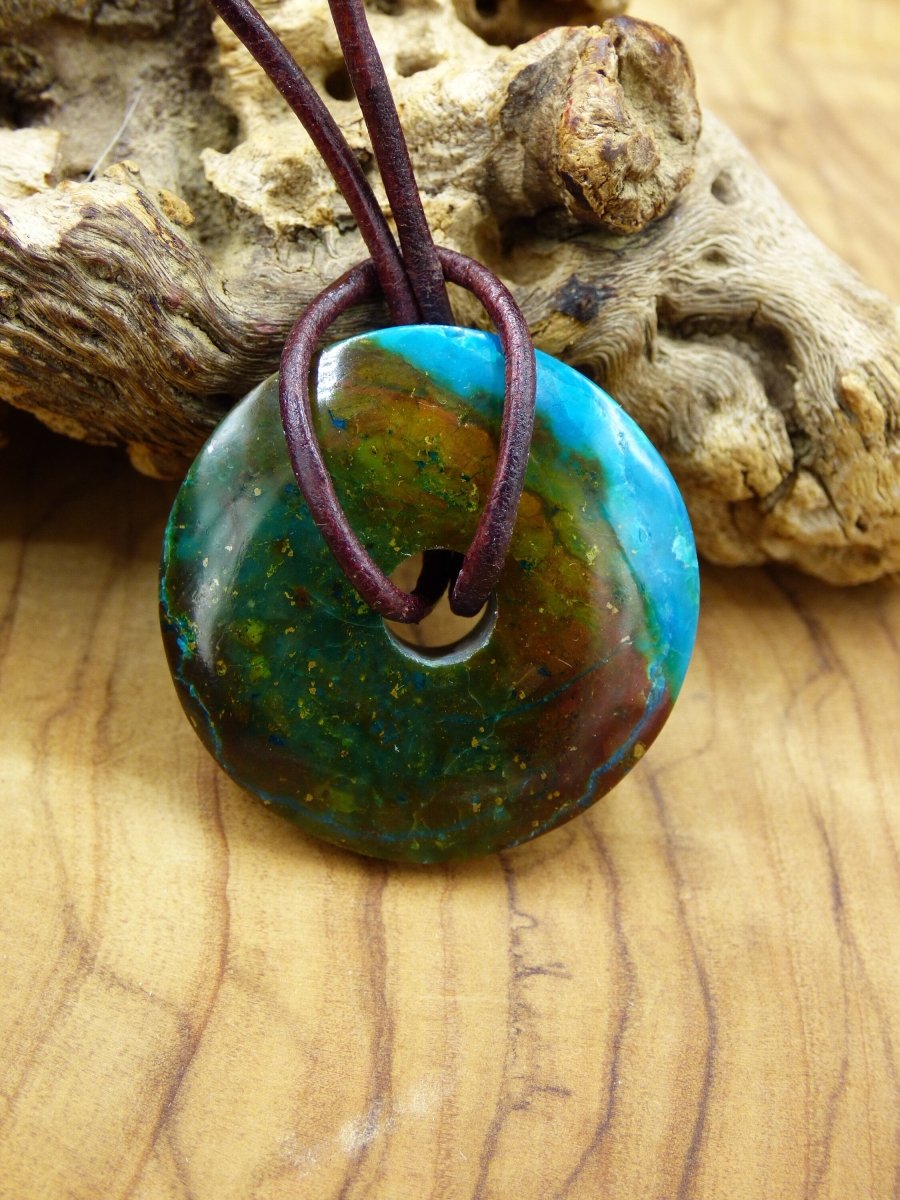 Chrysocoll Chrysokolla Schutzdonut 30mm~ Edelstein Kette ~HIPPIE ~GOA ~Boho ~Tibet ~Ethno ~Nature ~Donut ~Schutzsymbol ~Heilstein ~Rarität - Art of Nature Berlin