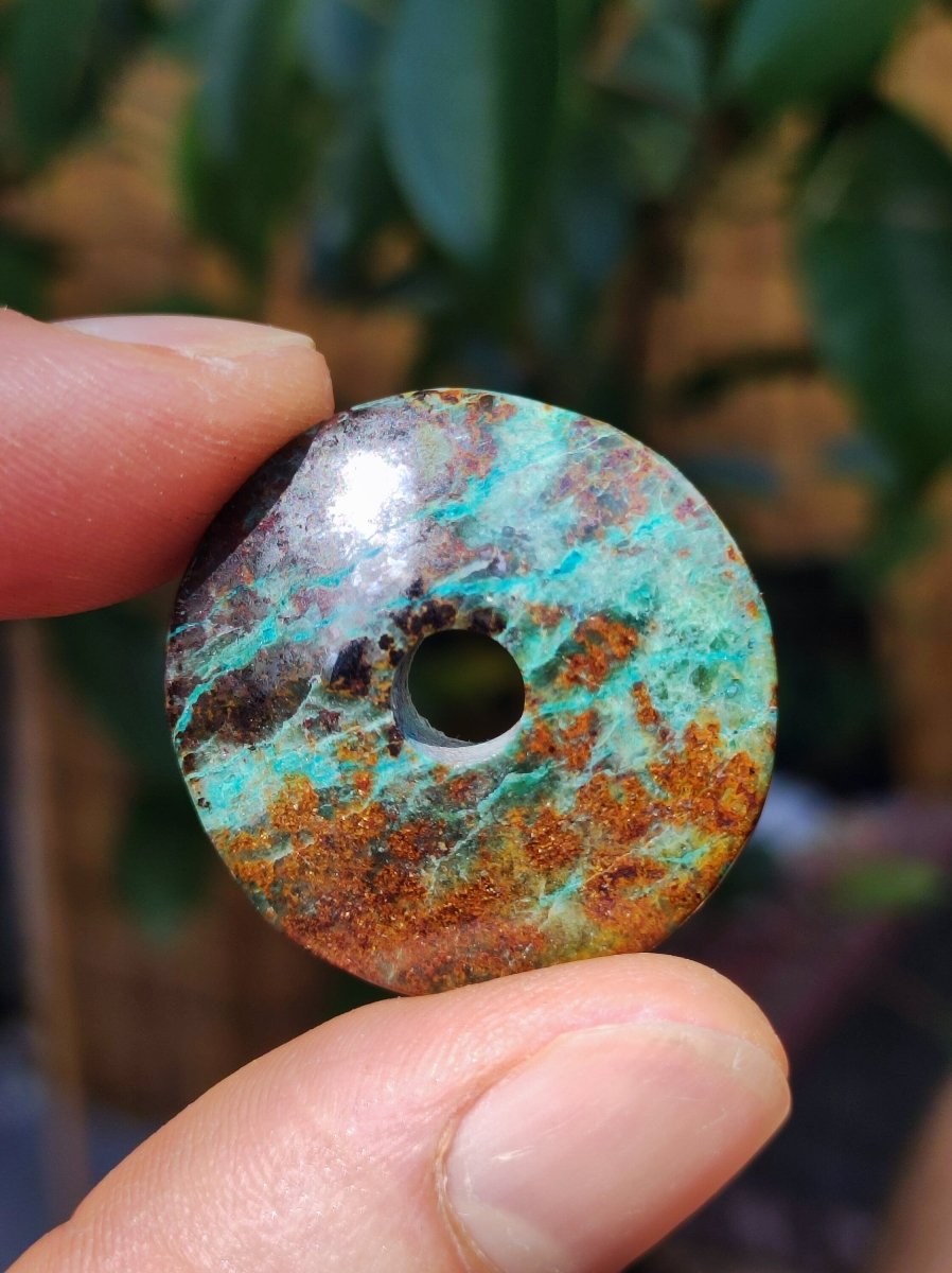 Chrysocoll Chrysokolla Schutzdonut 30mm~ Edelstein Kette ~HIPPIE ~GOA ~Boho ~Tibet ~Ethno ~Nature ~Donut ~Schutzsymbol ~Heilstein ~Rarität - Art of Nature Berlin