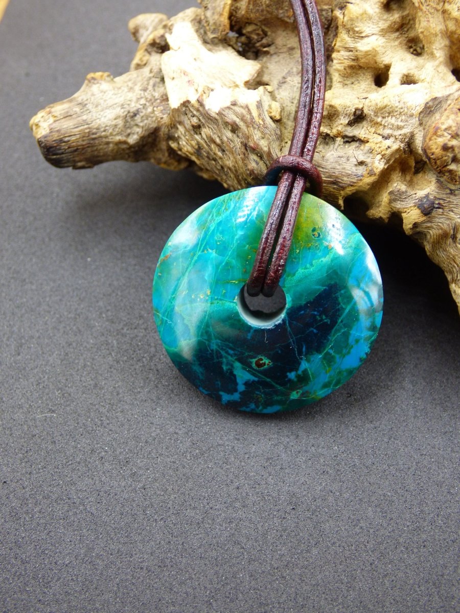 Chrysocoll Chrysokolla Schutzdonut 30mm~ Edelstein Kette ~HIPPIE ~GOA ~Boho ~Tibet ~Ethno ~Nature ~Donut ~Schutzsymbol ~Heilstein ~Rarität - Art of Nature Berlin