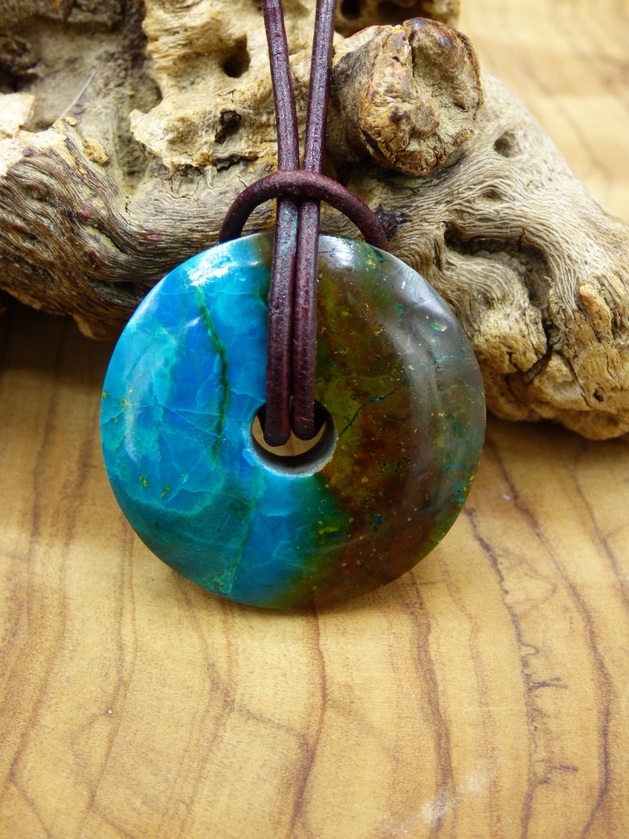 Chrysocoll Chrysokolla Schutzdonut 30mm~ Edelstein Kette ~HIPPIE ~GOA ~Boho ~Tibet ~Ethno ~Nature ~Donut ~Schutzsymbol ~Heilstein ~Rarität - Art of Nature Berlin