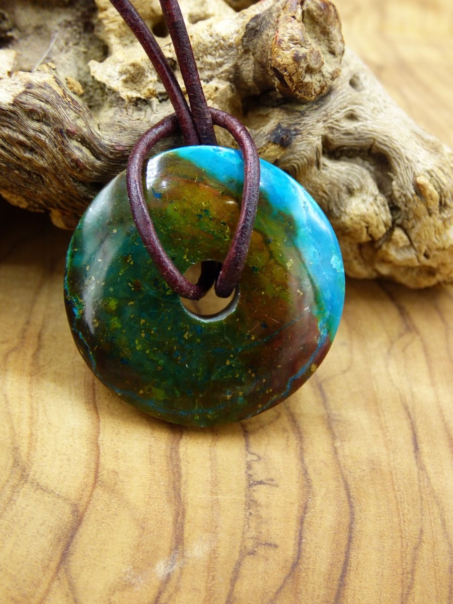 Chrysocoll Chrysokolla Schutzdonut 30mm~ Edelstein Kette ~HIPPIE ~GOA ~Boho ~Tibet ~Ethno ~Nature ~Donut ~Schutzsymbol ~Heilstein ~Rarität - Art of Nature Berlin