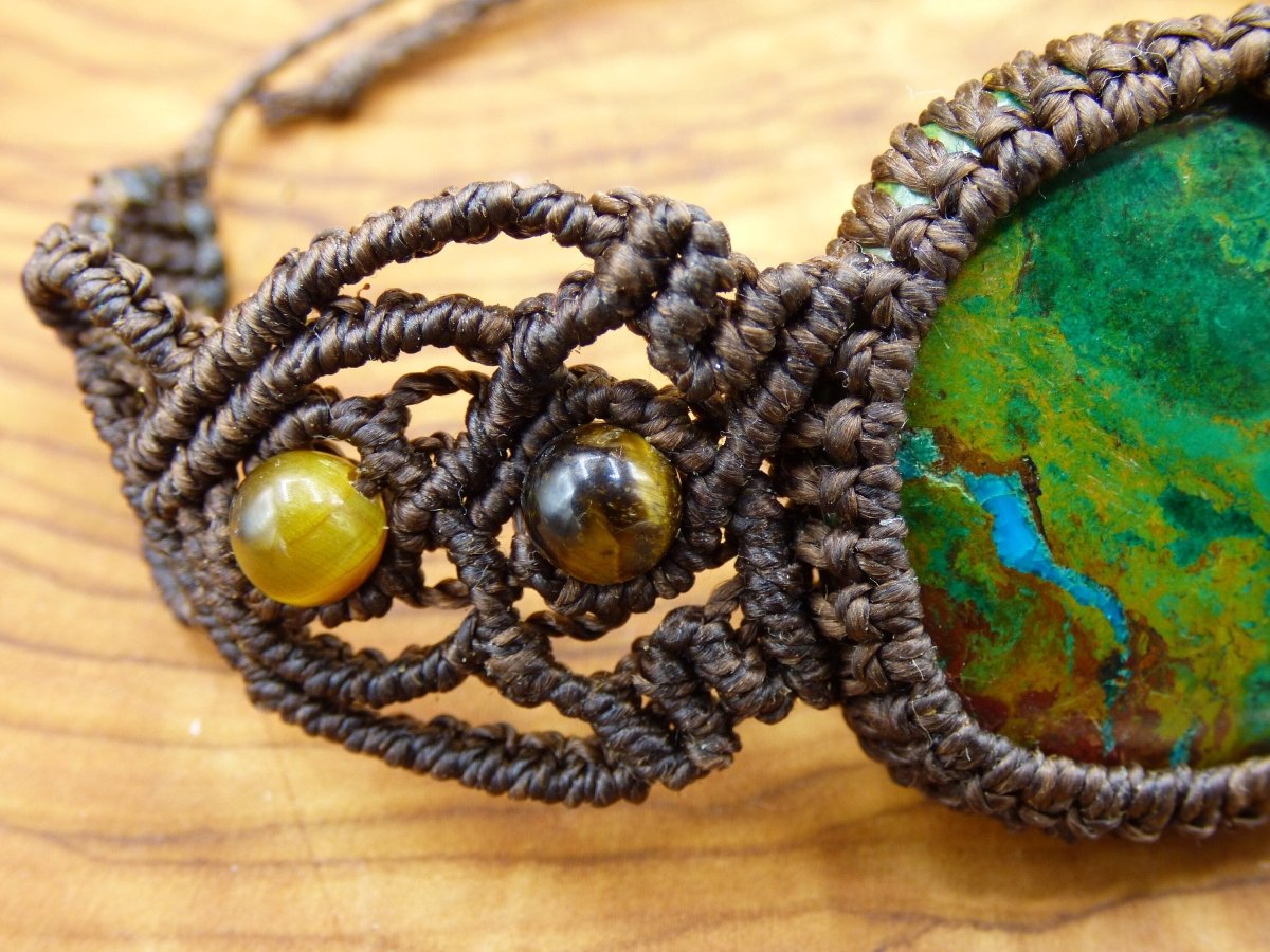 Chrysocoll ~ Edelstein Makramee Armband ~ GOA ~ Hippie ~Boho ~Ethno ~Indie ~Nature ~Heilstein - Art of Nature Berlin