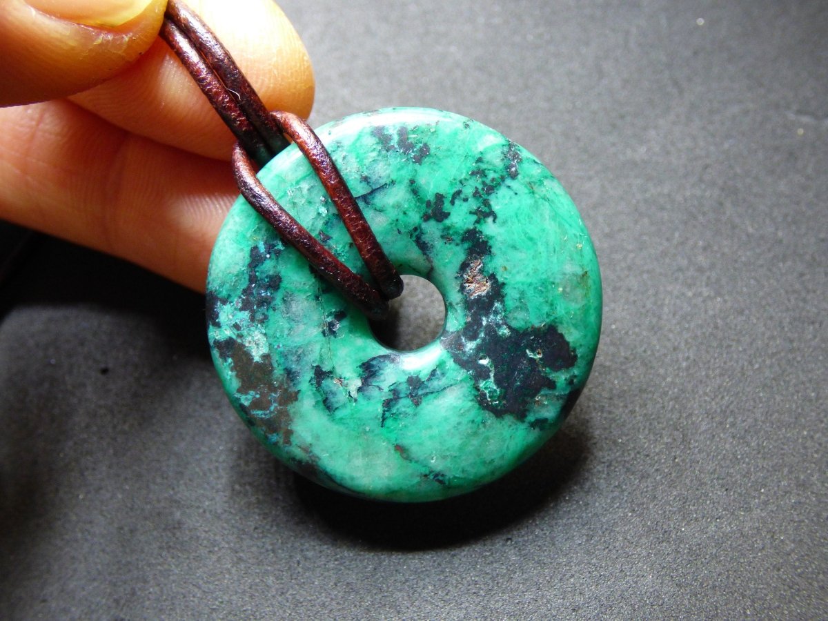 Chrysokoll Chrysocoll Chrysokolla Donut 30mm ~ Edelstein Kette ~HIPPIE ~GOA ~Boho ~Tibet ~Ethno ~Nature ~Donut ~Heilstein ~Rarität - Art of Nature Berlin