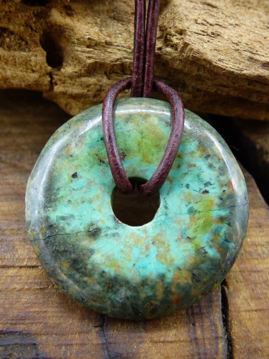 Chrysokoll Chrysocoll Schutzdonut 30mm~ Edelstein Kette ~HIPPIE ~GOA ~Boho ~Tibet ~Ethno ~Nature ~Donut ~Schutzsymbol ~Heilstein ~Rarität - Art of Nature Berlin