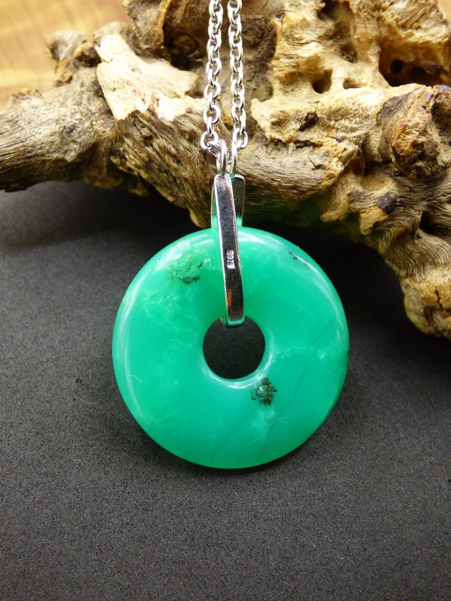 Chrysoprase ~ 925 Sterling Silber Edelstein Kette HIPPIE GOA Boho Ethno Natur Donut Schutzsymbol Heilstein Rarität grün Anhänger rund - Art of Nature Berlin