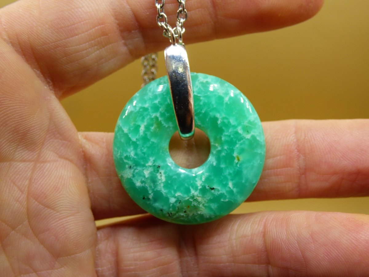 Chrysoprase ~ 925 Sterling Silber Edelstein Kette HIPPIE GOA Boho Ethno Natur Donut Schutzsymbol Heilstein Rarität grün Anhänger rund - Art of Nature Berlin