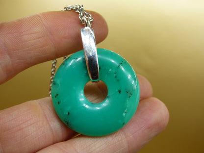 Chrysoprase ~ 925 Sterling Silber Edelstein Kette HIPPIE GOA Boho Ethno Natur Donut Schutzsymbol Heilstein Rarität grün Anhänger rund - Art of Nature Berlin