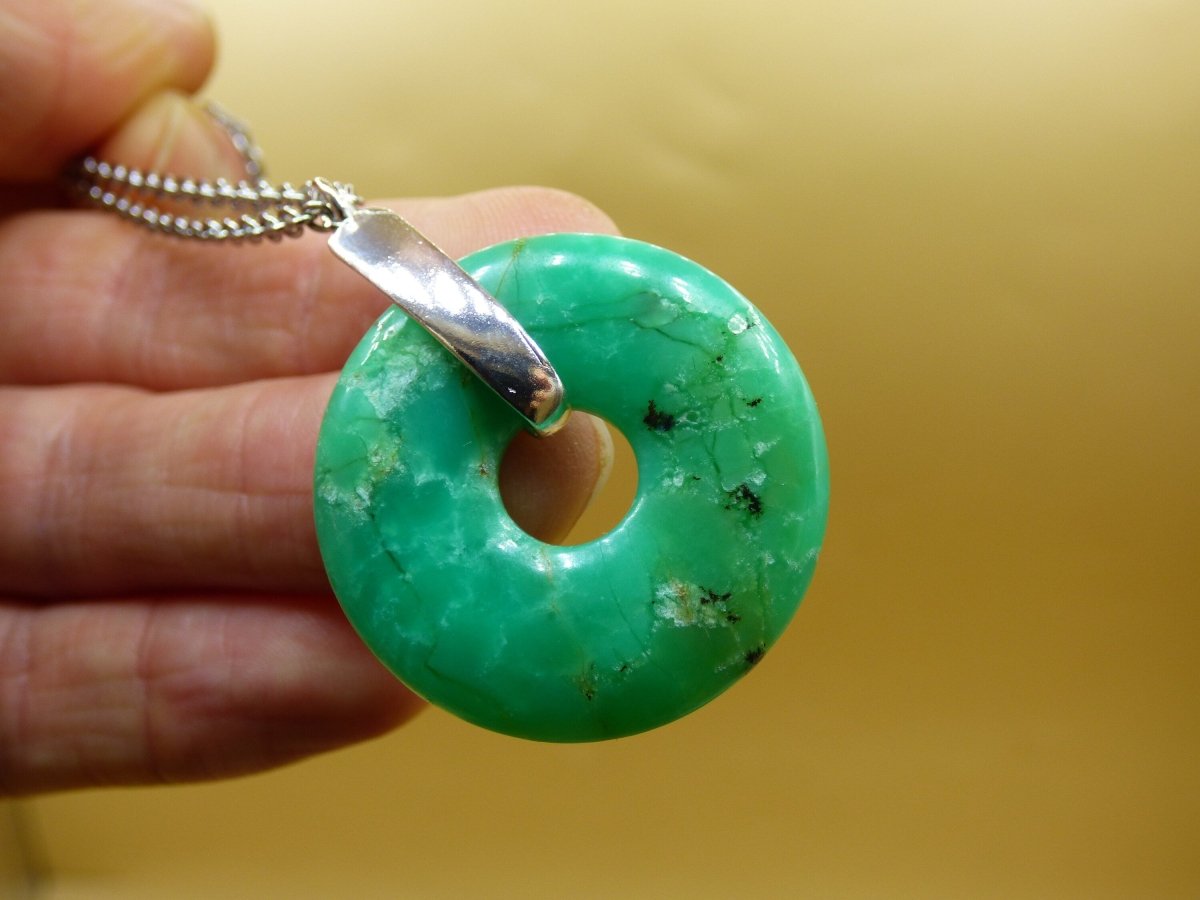 Chrysoprase ~ 925 Sterling Silber Edelstein Kette HIPPIE GOA Boho Ethno Natur Donut Schutzsymbol Heilstein Rarität grün Anhänger rund - Art of Nature Berlin