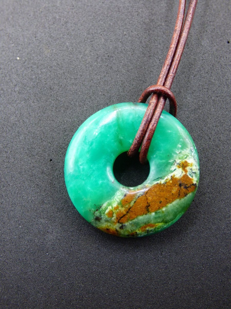 Chrysoprase ~ Edelstein Kette ~HIPPIE ~GOA ~Boho ~Tibet ~Ethno ~Nature ~Donut ~Schutzsymbol ~Heilstein ~Rarität - Art of Nature Berlin