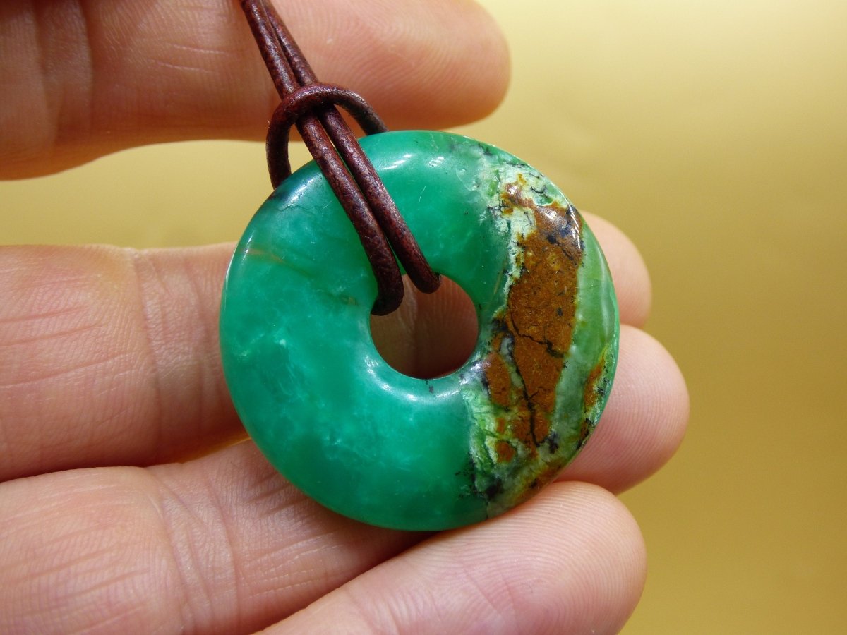 Chrysoprase ~ Edelstein Kette ~HIPPIE ~GOA ~Boho ~Tibet ~Ethno ~Nature ~Donut ~Schutzsymbol ~Heilstein ~Rarität - Art of Nature Berlin