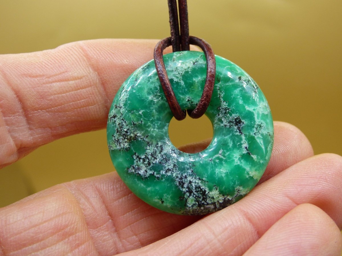 Chrysoprase ~ Edelstein Kette ~HIPPIE ~GOA ~Boho ~Tibet ~Ethno ~Nature ~Donut ~Schutzsymbol ~Heilstein ~Rarität - Art of Nature Berlin