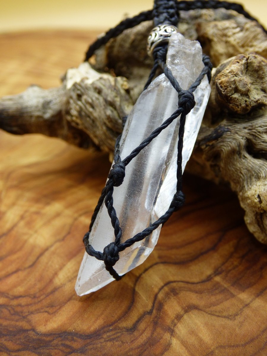 Diamantina Laser Quartz Crystal ~ Makramee Edelstein Kette ~HIPPIE ~GOA ~Boho ~Ethno ~Nature ~Heilstein - Art of Nature Berlin