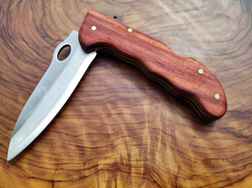 Magnifique couteau en bois précieux -Padouk / Paduk- ustensile d'extérieur fait main cadeau mari frère fils père collectionneur particulièrement haute qualité